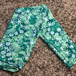 LuLaRoe holiday snowflake leggings